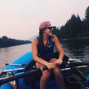 Meet your Posher, Lakia